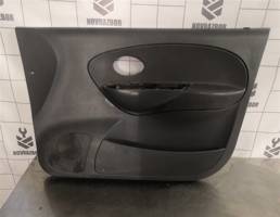 Обшивка двери передней правой для Daewoo Matiz M100/M150 98-15  запчасти бу