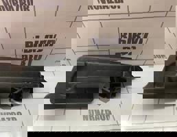 Держатель задней полки для Peugeot 307 2001-2008  запчасти бу