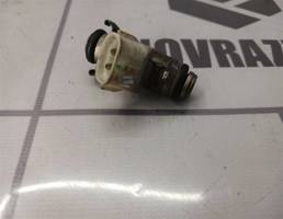 Форсунка инжекторная для Skoda Octavia A4 1U 2000-2011  запчасти бу