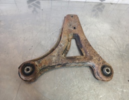 Рычаг передний правый для Volvo 440 1992-1994  запчасти бу