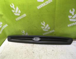Решетка радиатора для Kia RIO 1 2000-2004  запчасти бу