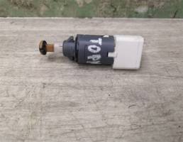 Датчик включения стопсигнала для LADA VESTA 15-19  запчасти бу