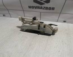 Замок двери передней правой для VW Golf 3 Vento 91-97  запчасти бу