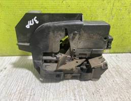 Замок двери задней правой для Renault Laguna 94-99  запчасти бу