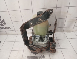 Насос гидроусилителя для Ford Focus 2 05-08  запчасти бу