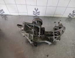 Кронштейн генератора для Audi A6 (C4) 1994-1997  запчасти бу