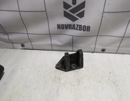 Кронштейн генератора для Mazda 626 (GE) 1992-1997  запчасти бу