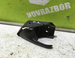 Ручка двери передней внутренняя левая для VW Polo 94-99  запчасти бу