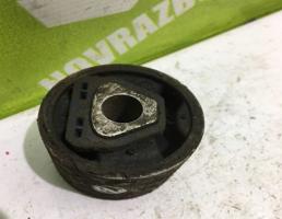 Сайлентблок переднего рычага передний для BMW 5-серия E34 88-95  запчасти бу