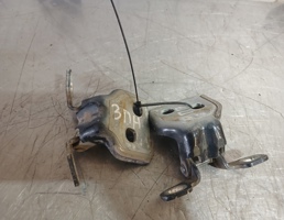 Петля двери для Renault Logan 2005-2014  запчасти бу