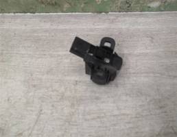 Патрон для Nissan Primera P11 96-02  запчасти бу