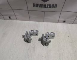 Петля двери для Skoda Octavia A5 1Z   04-13  запчасти бу