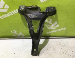 Кронштейн замка капота для VW Golf 4 Bora 97-05  запчасти бу