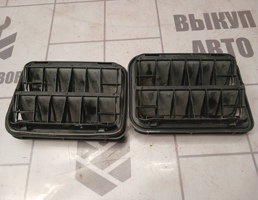 Решетка вентиляционная для Renault Logan 2 14-18  запчасти бу