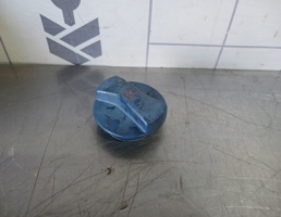 Крышка расширительного бачка для VW Golf 4 Bora 97-05  запчасти бу