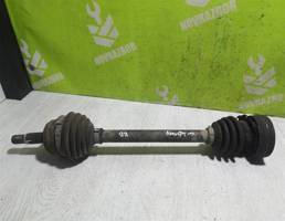 Полуось передняя левая для VW Polo Classic 95-02  запчасти бу
