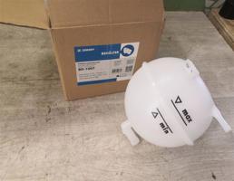 Бачок расширительный для VW Golf 3 Vento 91-97  запчасти бу