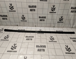 Уплотнитель капота для Renault Logan 2 14-18  запчасти бу