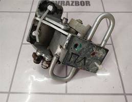 Петля двери передней для Skoda Octavia A4 1U 2000-2011  запчасти бу