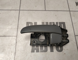 Ручка двери задней внутренняя левая для Hyundai Elantra 3  00-05  запчасти бу