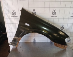 Крыло переднее правое для Nissan Almera N16 2000-2006  запчасти бу