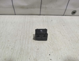 Кнопка стеклоподъемника для VW Golf 4 Bora 97-05  запчасти бу