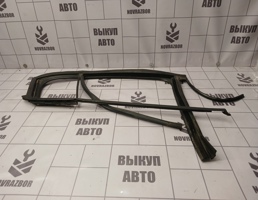 Уплотнитель стекла двери для Renault Megane 3 09-16  запчасти бу