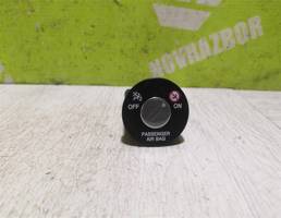 Выключатель для Hyundai i30 12-17  запчасти бу