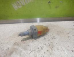 Датчик включения стопсигнала для Chery QQ6 S21 07-10  запчасти бу