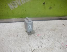 Реле для VW Caddy 3 2004-2015  запчасти бу