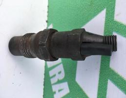 Форсунка дизельная мех для Audi 80 B2 80-86  запчасти бу