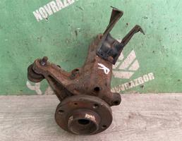 Кулак поворотный передний правый для Peugeot 206 98-12  запчасти бу