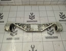 Кронштейн редуктора для Suzuki SX4 2006-2013  запчасти бу