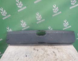 Накладка двери багажника для Renault Kangoo 97-03  запчасти бу