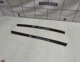 Уплотнитель для Kia RIO 1 2000-2004  запчасти бу