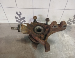 Кулак поворотный передний правый для Peugeot 307 2001-2008  запчасти бу