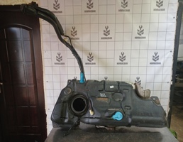 Бак топливный для Peugeot 307 2001-2008  запчасти бу