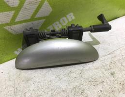 Ручка двери задней наружная левая для Peugeot 206 98-12  запчасти бу