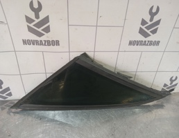 Стекло кузовное глухое левое для Audi A6 (C4) 1994-1997  запчасти бу