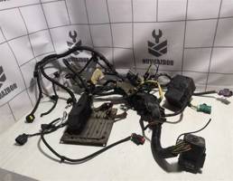 Блок управления двигателем для Ford Fusion 2002 >  запчасти бу