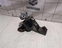 Опора КПП левая для Chevrolet Lacetti 04-13  запчасти бу