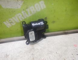 Моторчик заслонки отопителя для Ford Focus 2 05-08  запчасти бу