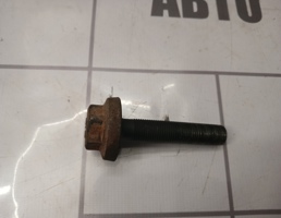 Болт для Audi 80  90  B3  86-91  запчасти бу