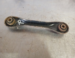 Рычаг задний поперечный для Ford Focus 2 05-08  запчасти бу
