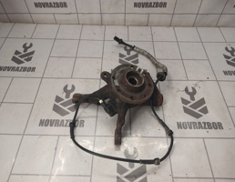 Кулак поворотный передний правый для Volvo 440 1992-1994  запчасти бу