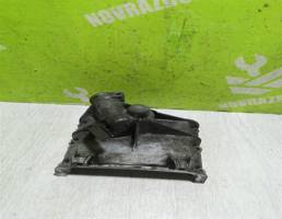 Крышка двигателя передняя для BMW 5-серия E28 81-87  запчасти бу