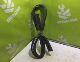 Уплотнитель капота для Renault Megane 96-99  запчасти бу