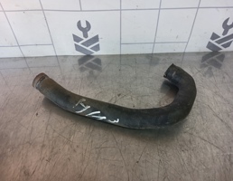 Патрубок радиатора для Audi 80  90  B3  86-91  запчасти бу