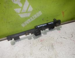 Рейка топливная (рампа) для Renault Kangoo 97-03  запчасти бу