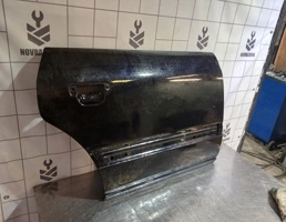 Дверь задняя правая для Audi A6 (C4) 1994-1997  запчасти бу